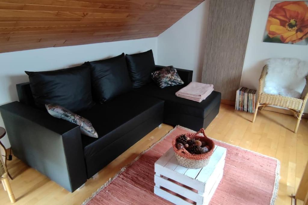 Lesse En Ciel Vous Accueille Avec Plaisir . Villa Houyet Eksteriør bilde