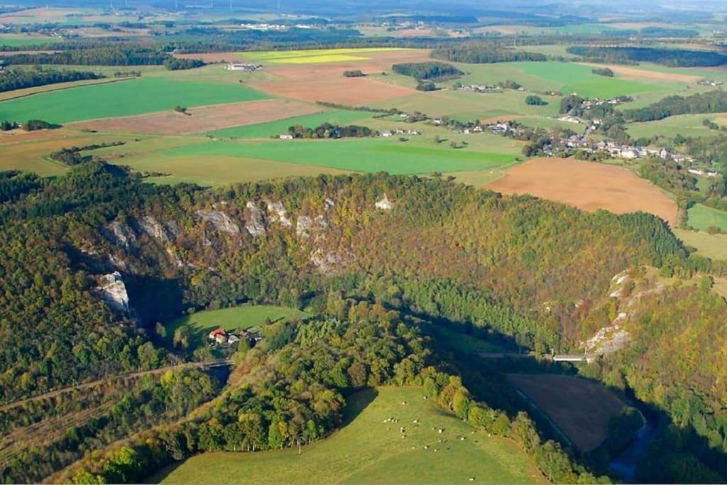 Lesse En Ciel Vous Accueille Avec Plaisir . Villa Houyet Eksteriør bilde