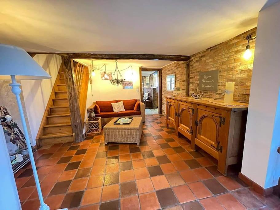 Lesse En Ciel Vous Accueille Avec Plaisir . Villa Houyet Eksteriør bilde